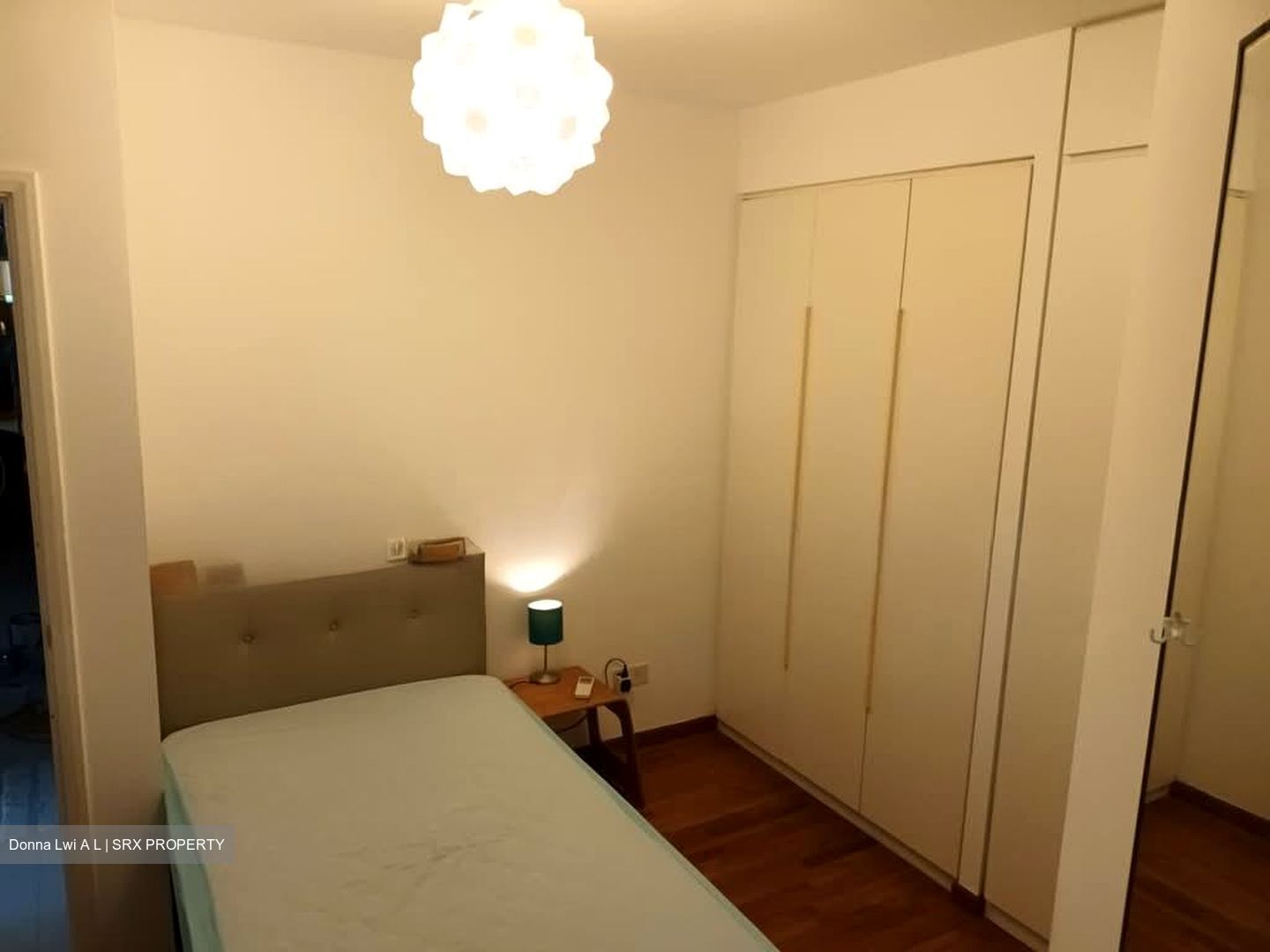 The Esparis (D18), Condominium #584506061